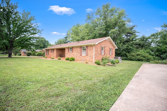 2715 Clearview Ct, Murfreesboro, TN 37129 - ranch-style house with a front lawn and brick siding