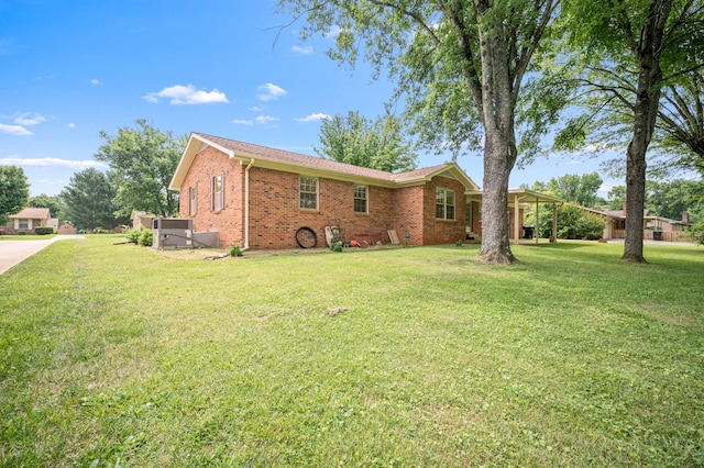 2715 Clearview Ct, Murfreesboro, TN 37129 - view of side of home with brick siding and a yard