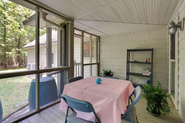 891 Deepwoods Rd, Sewanee, TN 37375 - sunroom / solarium with healthy amount of natural light