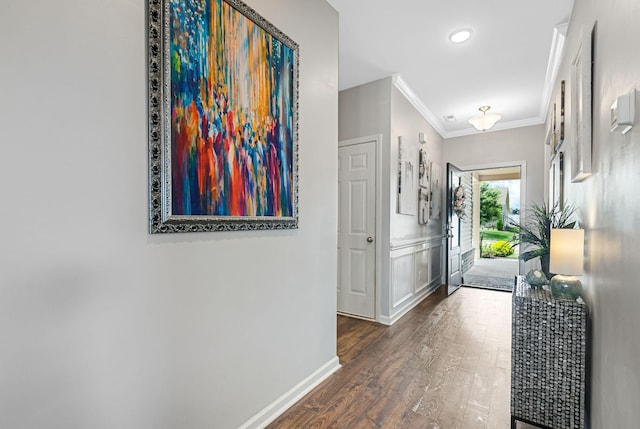 2932 Hen Brook Dr, Columbia, TN 38401 - entrance foyer featuring wood finished floors, crown molding, and baseboards