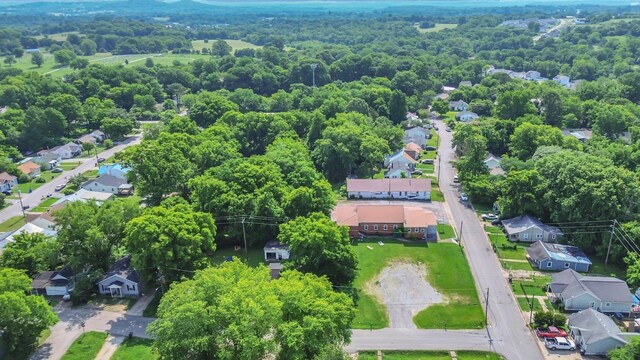 317 E 18th St, Columbia, TN 38401