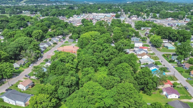 317 E 18th St, Columbia, TN 38401