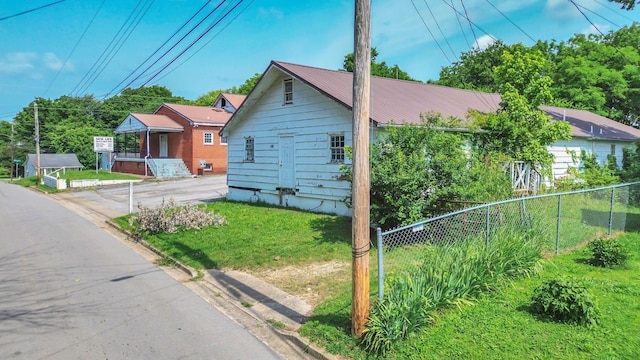 317 E 18th St, Columbia, TN 38401