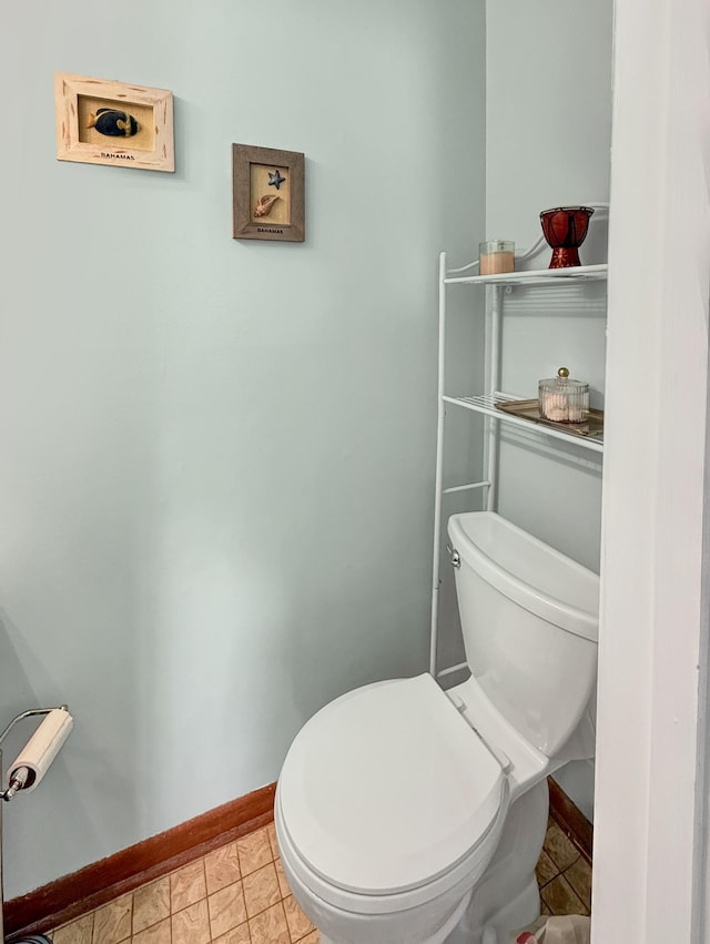 3113 Stafford Dr, Nashville, TN 37214 - bathroom featuring baseboards and toilet