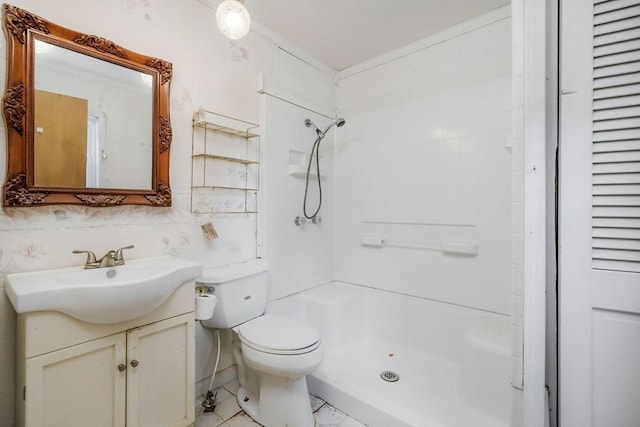 852 Eastland Rd, Sparta, TN 38583 - full bath with a shower, vanity, and toilet