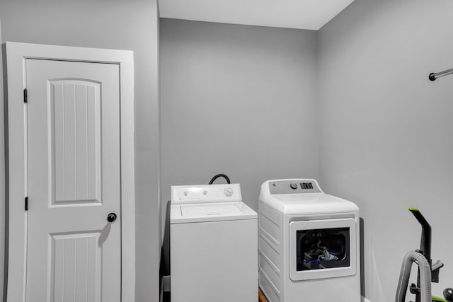 1270 Post Oak Rd, Belvidere, TN 37306 - washroom with washer and dryer