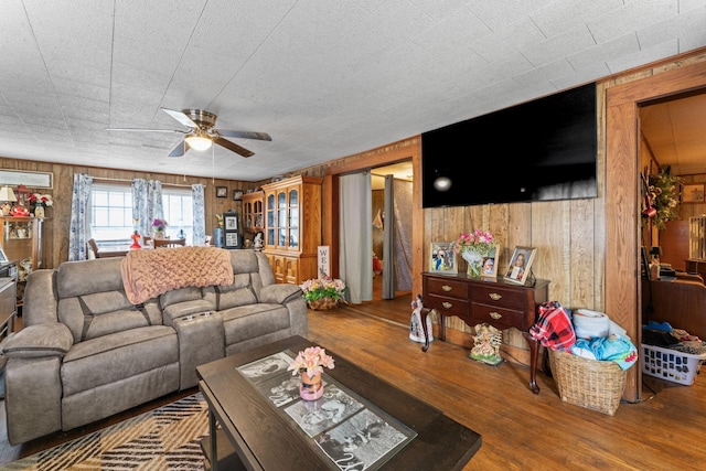 102 W Sparta St, Mcminnville, TN 37110 - photo 5