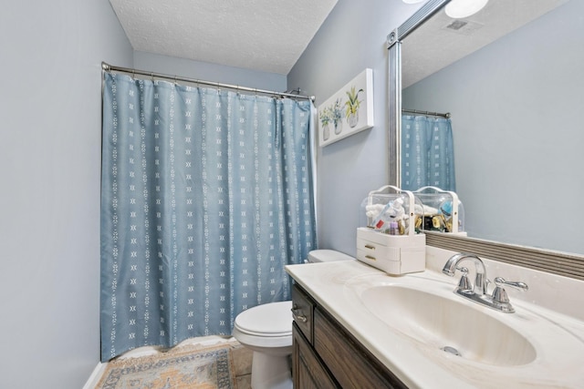 123 Hubbard St, Hohenwald, TN 38462 - bathroom featuring toilet, vanity, a textured ceiling, and a shower with curtain