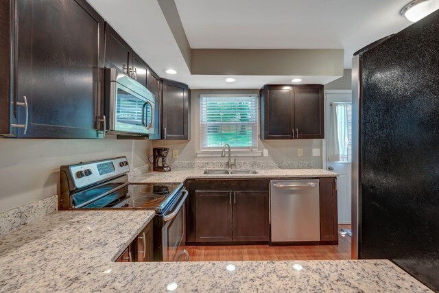 211 Brattlesboro Pl, Nashville, TN 37204 - photo 9