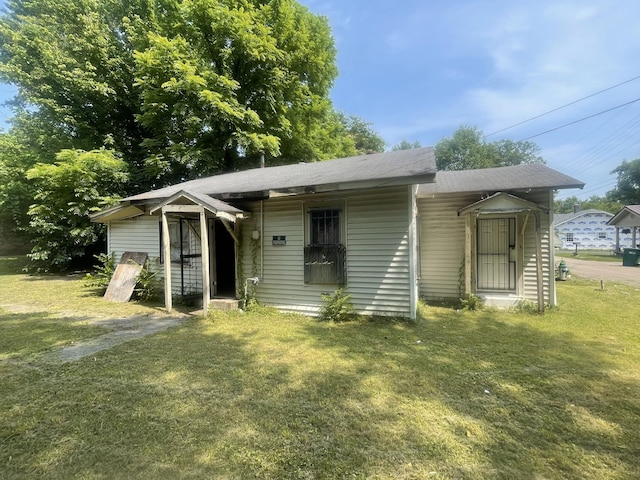 100 Logan St, Jackson, TN 38301 - photo 1