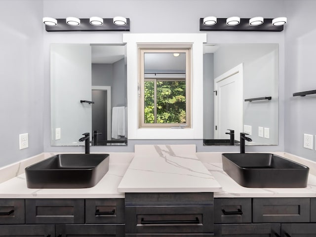 1288 Rogues Fork Rd, Bethpage, TN 37022 - bathroom featuring double vanity