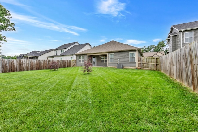1175 Eagles Nest Ln, Clarksville, TN 37040 - back of house with central air condition unit