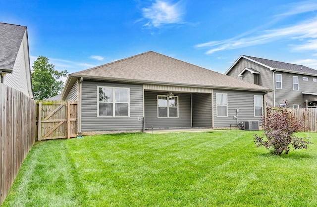 1175 Eagles Nest Ln, Clarksville, TN 37040 - rear view of house with a patio area, a gate, ceiling fan, a shingled roof, and central air condition unit