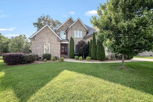 541 Piccadilly Dr, Murfreesboro, TN 37128 - traditional-style home featuring a front yard and brick siding