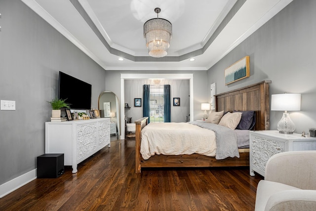 541 Piccadilly Dr, Murfreesboro, TN 37128 - bedroom featuring a tray ceiling, wood finished floors, ornamental molding, a chandelier, and recessed lighting