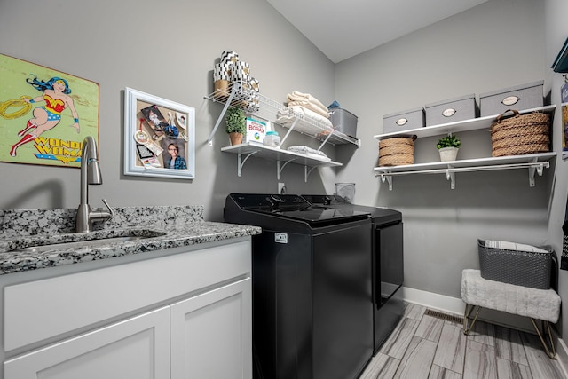 541 Piccadilly Dr, Murfreesboro, TN 37128 - laundry area featuring washer and dryer and cabinet space