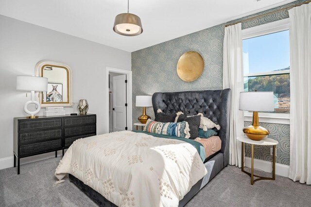 7286 Murrel Dr, Franklin, TN 37064 - carpeted bedroom featuring wallpapered walls and baseboards