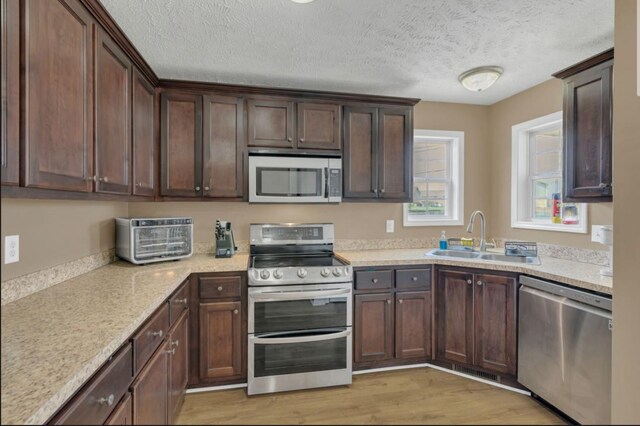 1053 Chardea Dr, Clarksville, TN 37040 - photo 10