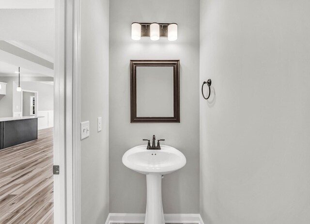 752 Boreal Way, Clarksville, TN 37042 - bathroom featuring baseboards and wood finished floors