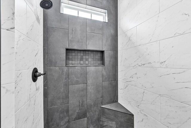 752 Boreal Way, Clarksville, TN 37042 - bathroom view of tiled shower