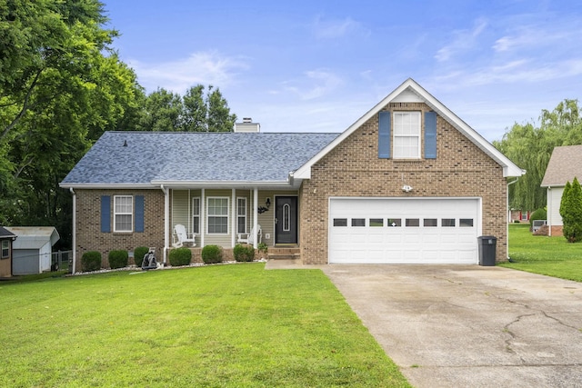 323 Harold Dr, Clarksville, TN 37040 - photo 1