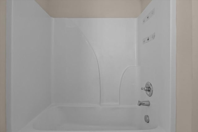 4316 Summercrest Blvd Unit 105, Antioch, TN 37013 - full bathroom featuring bathing tub / shower combination