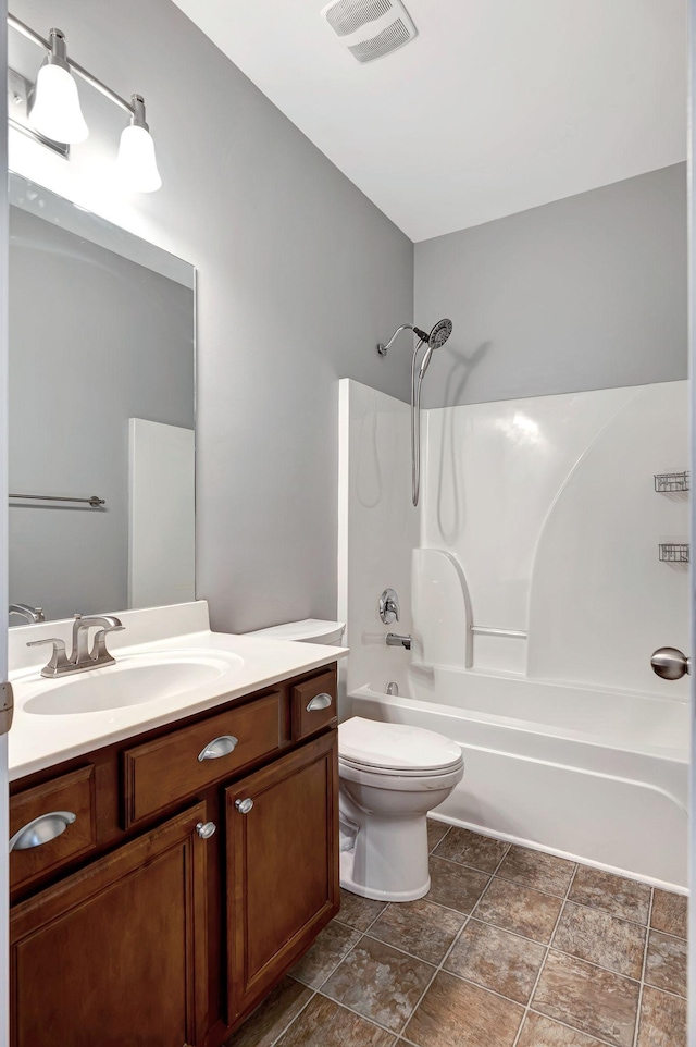 4047 Locerbie Cir, Spring Hill, TN 37174 - full bath featuring vanity and bathing tub / shower combination
