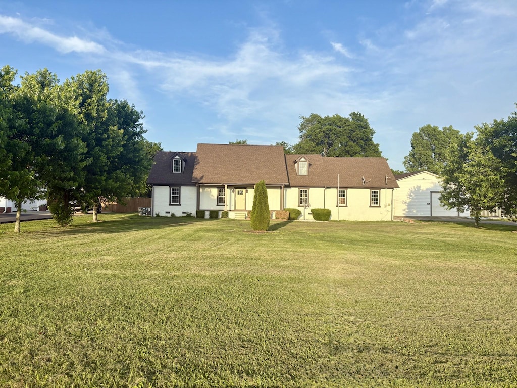 108 Rabbit Run, Bell Buckle, TN 37020 - back of property featuring a lawn