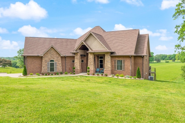532 Tidwell Rd, Bon Aqua, TN 37025 - craftsman-style home featuring a front lawn and a shingled roof
