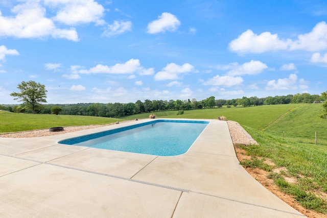 532 Tidwell Rd, Bon Aqua, TN 37025 - outdoor pool with a lawn, a patio, and a view of countryside