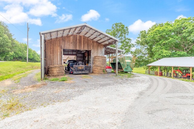 532 Tidwell Rd, Bon Aqua, TN 37025 - view of pole building