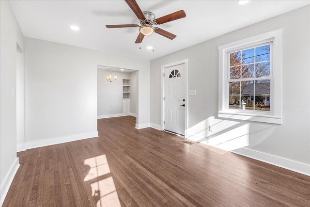 1115 Grantland Ave, Murfreesboro, TN 37129 - entrance foyer featuring a chandelier, baseboards, wood finished floors, a ceiling fan, and recessed lighting