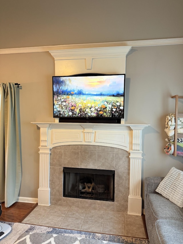 2415 Saint Andrews Dr, Murfreesboro, TN 37128 - detailed view of a tiled fireplace and ornamental molding