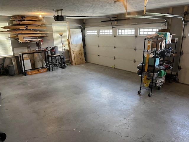 2415 Saint Andrews Dr, Murfreesboro, TN 37128 - garage featuring a garage door opener