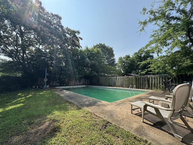219 Grandview Dr, Old Hickory, TN 37138 - view of swimming pool featuring a patio