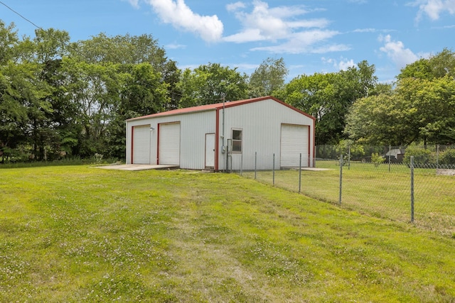 834 Union Camp Rd, Lafayette, TN 37083 - view of outdoor structure featuring view of wooded area