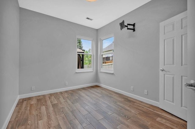 5000 Loch Lorne Ct, Mount Juliet, TN 37122 - spare room featuring wood finished floors and baseboards
