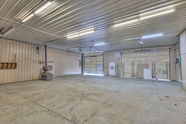 417 Haskins Chapel Rd, Lewisburg, TN 37091 - garage with a garage door opener