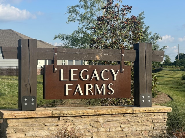 2428 Quinn Dr, White House, TN 37188 - view of community / neighborhood sign