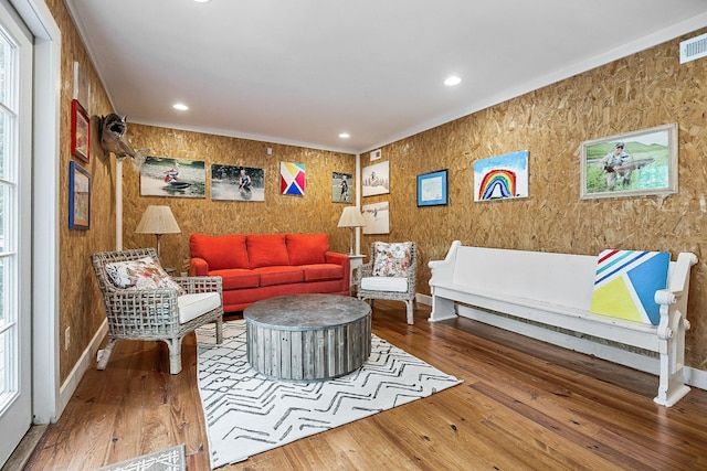2541 Sparkmantown Rd, Doyle, TN 38559 - living area with hardwood / wood-style floors and recessed lighting