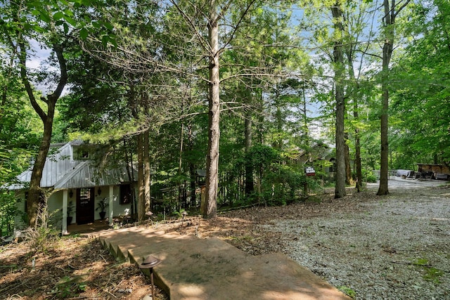 2541 Sparkmantown Rd, Doyle, TN 38559 - view of yard