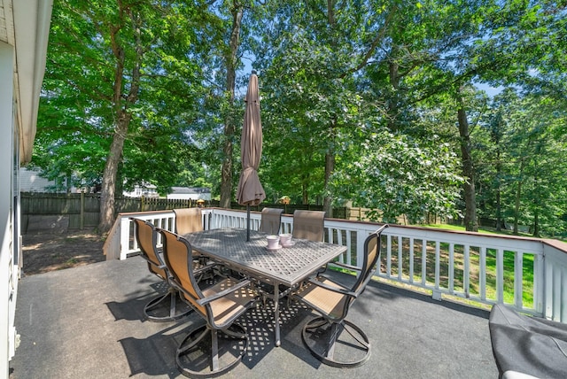 2930 Charlie Sleigh Rd, Woodlawn, TN 37191 - fenced backyard featuring outdoor dining space