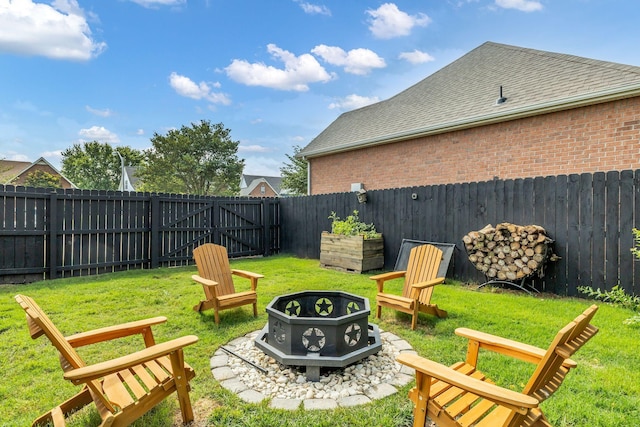 2988 Barnstable Ct, Murfreesboro, TN 37127 - view of yard with a fire pit