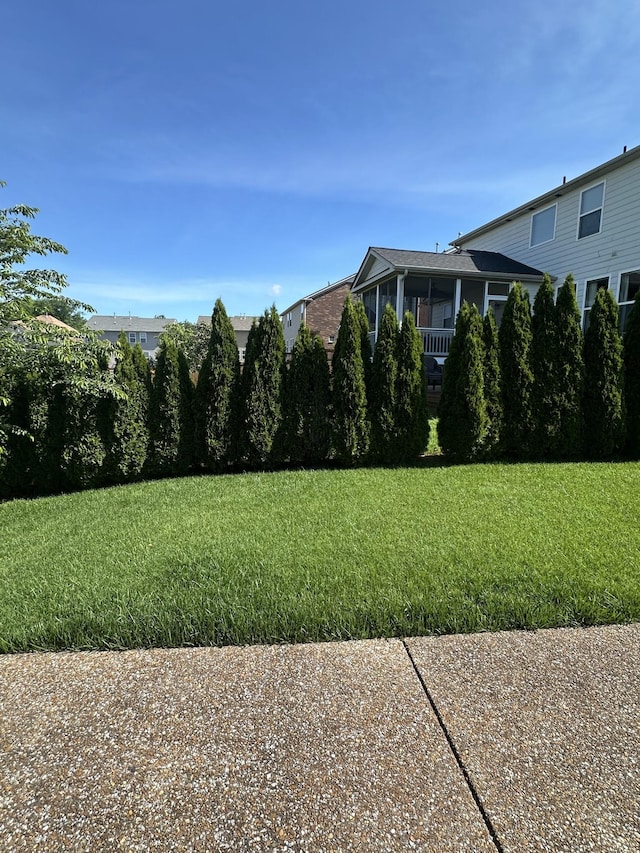 1740 Hartford Ln, Mount Juliet, TN 37122 - view of grassy yard