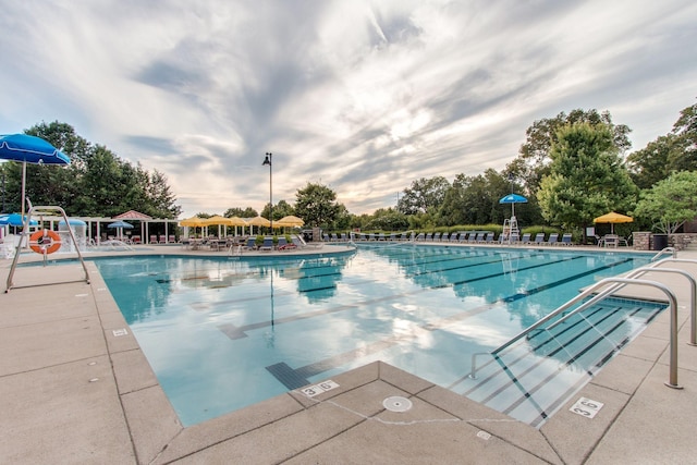 602 Pemberton Ct, Mount Juliet, TN 37122 - community pool featuring a patio area