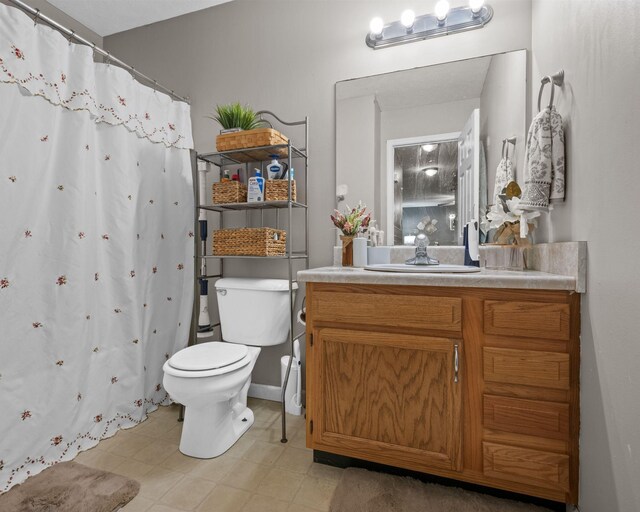 114 Silver Leaf Cir, Dickson, TN 37055 - full bath with vanity and a shower with shower curtain