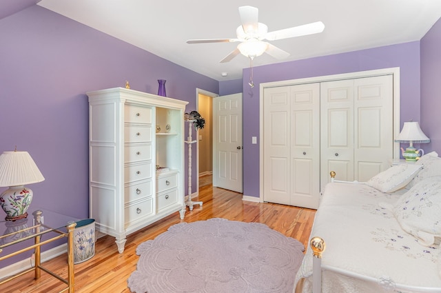 673 Newton Ln, Gallatin, TN 37066 - bedroom with light wood-style floors, a closet, and a ceiling fan