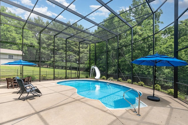 673 Newton Ln, Gallatin, TN 37066 - view of pool featuring a water slide, a patio, and a fenced backyard