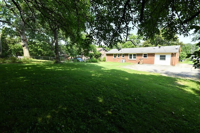 6637 Cabot Dr, Nashville, TN 37209 - photo 11