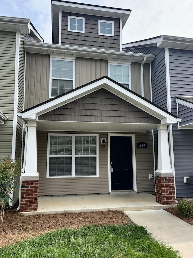 204 Alexander Blvd, Clarksville, TN 37040 - photo 1